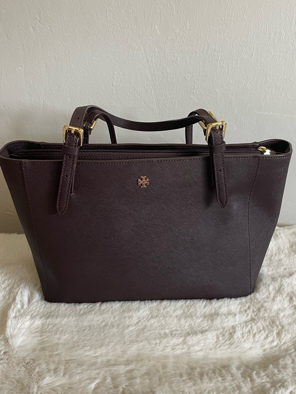NWT Tory Burch York Dark Walnut Saffiano Leather Top-Handle Tote